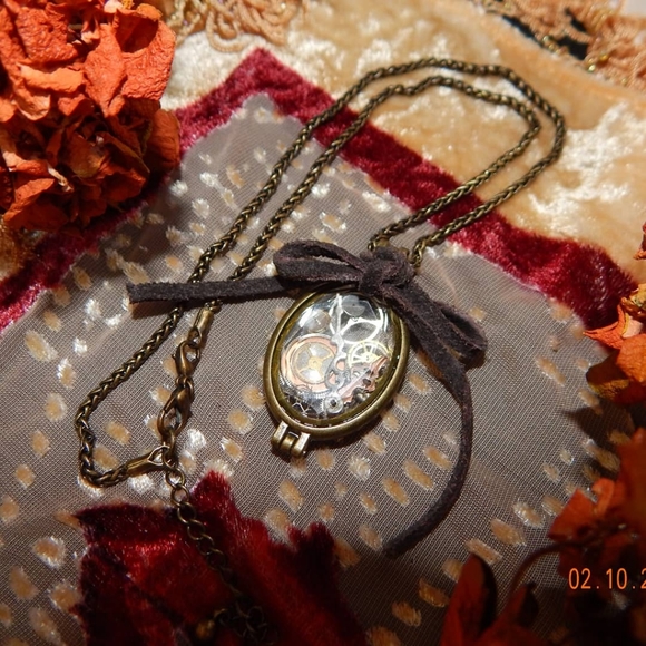 Steampunk necklace - Picture 1 of 1
